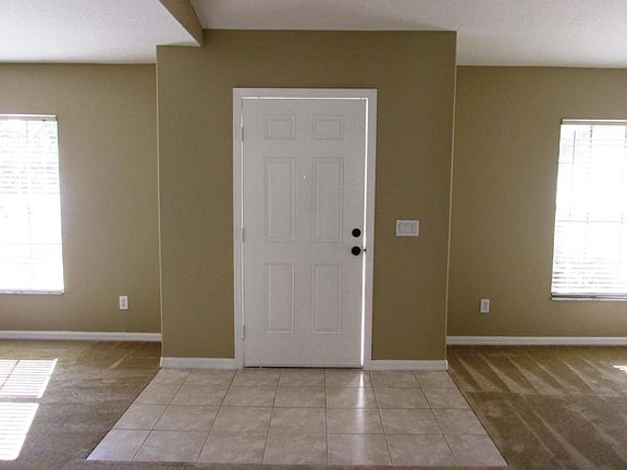 2nd image of 1123 SE Preston Ln