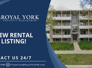 14 Meinzinger Ave #2, Kitchener, ON N2M3T2