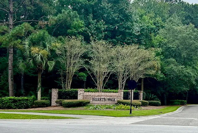 3 bed, 2.5 bath, 2476 sqft, $3,800 — Photo 1