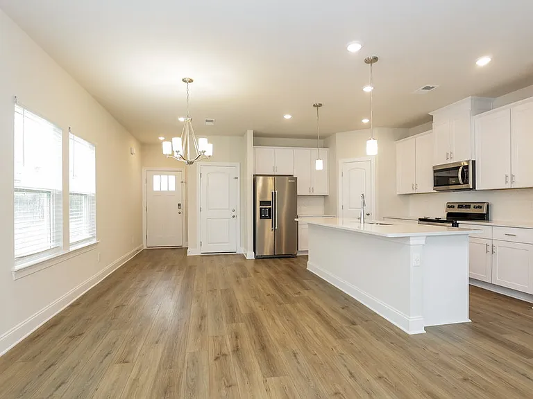 1715 Tahoma Dr — Photo 9