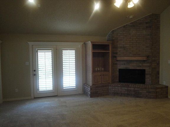 2nd image of 10102 Vicksburg Ave