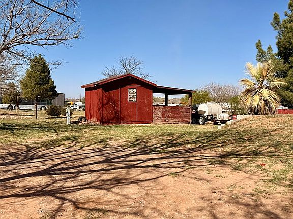 3rd image of 1905 W County Road 137