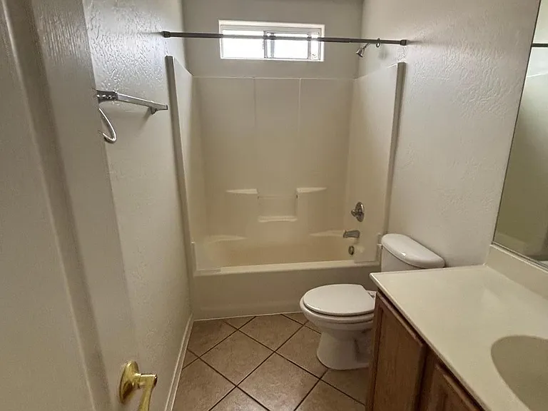 5036 E Catalina Ct — Photo 11