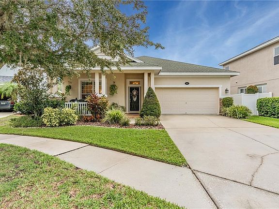 3rd image of 18207 Tivoli Ln