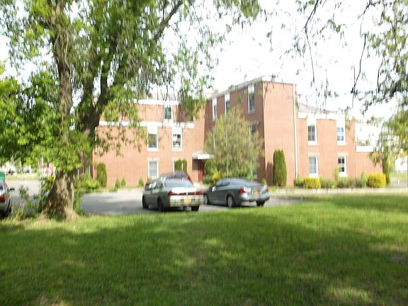 4th image of 312-332 Blandina St