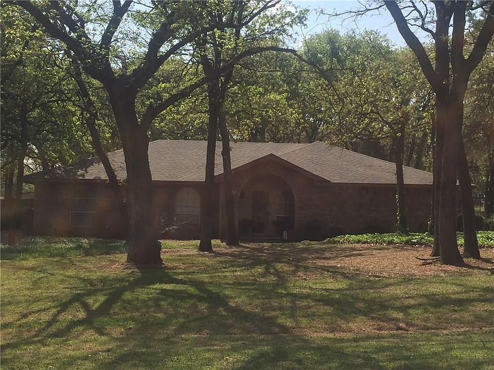 1st image of 32 Larkwood Ln