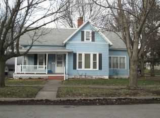 418 E 2nd Ave, Monmouth, IL 61462