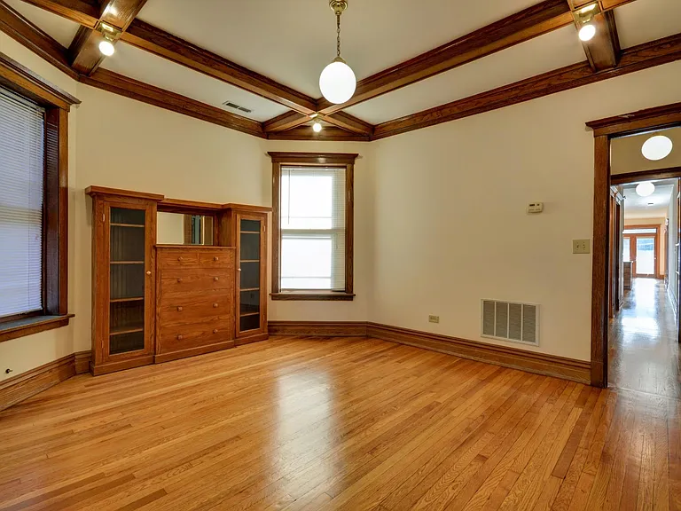 3920 N Janssen Ave #1 — Photo 3