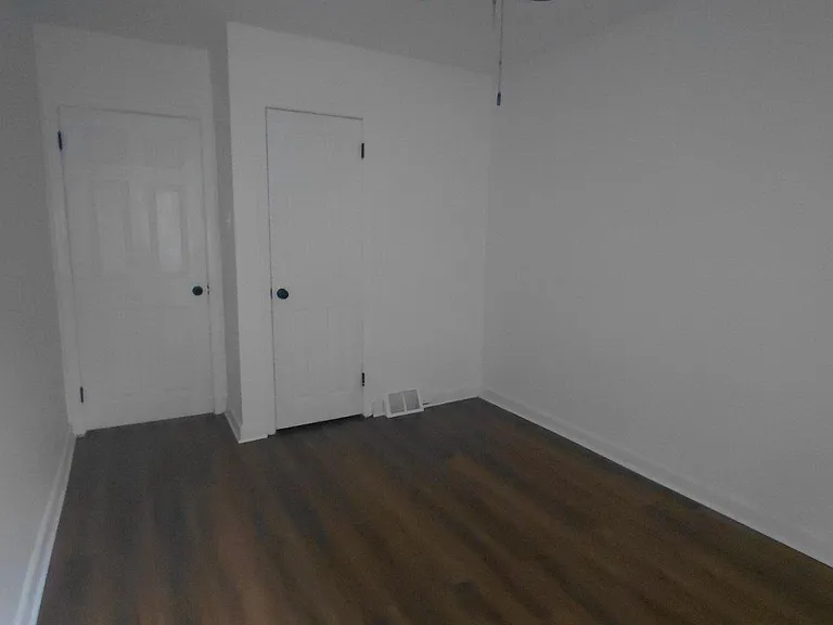 800 Princeton Ave #1 — Photo 8
