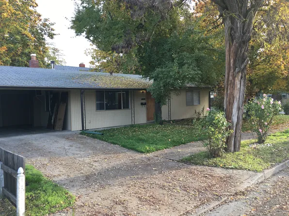 400 NW D St, Grants Pass, OR 97526