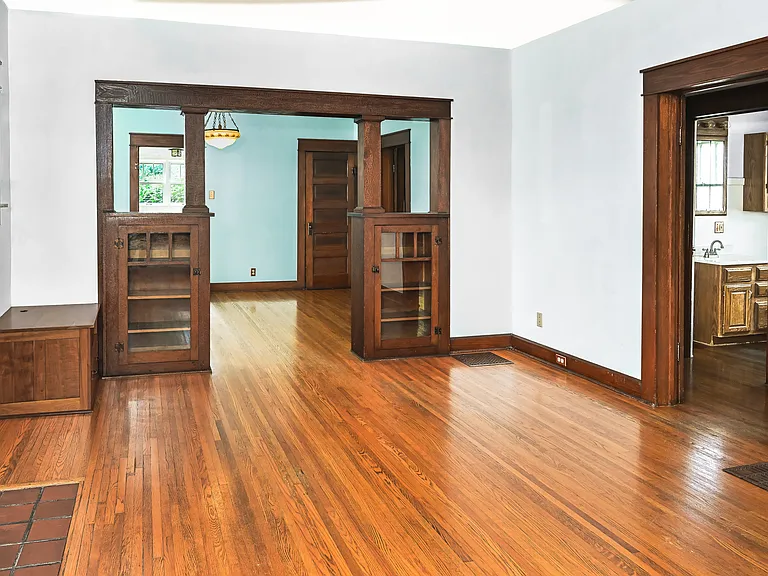 1403 S Walnut St — Photo 51