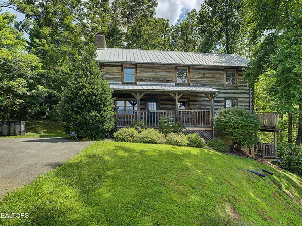760 Fox Hollow Rd, Gatlinburg, TN 37738