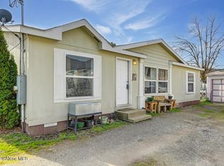 609 Main St, Pinehurst, ID 83850