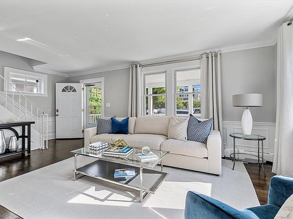 3rd image of 33 Avenue B #1