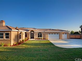 18985 Berry Rd, Riverside, CA 92508