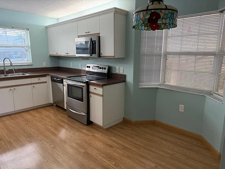 670 E Lake Jasmine Cir #106 — Photo 5