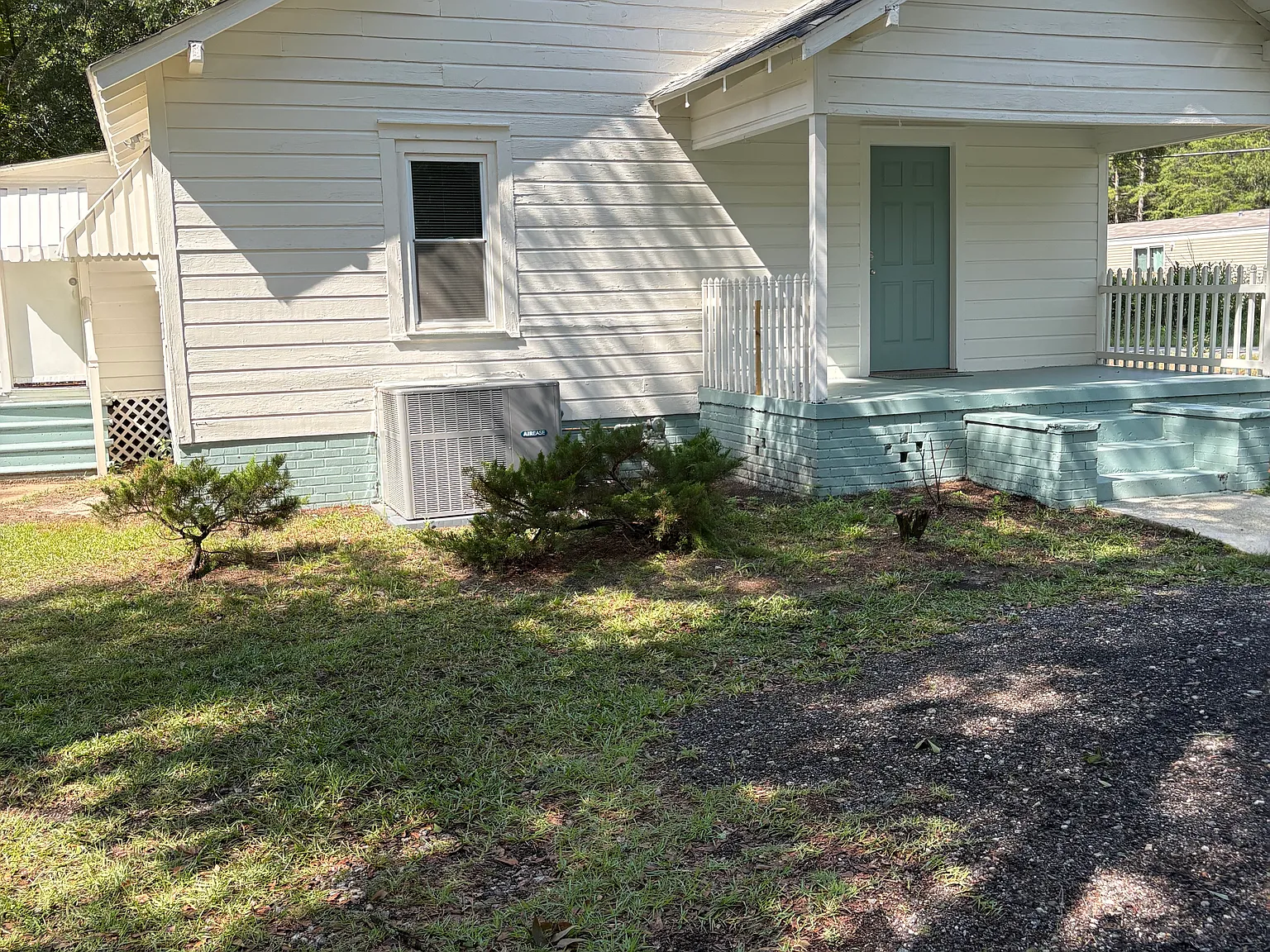 124 Old Georgia Rd — Photo 3