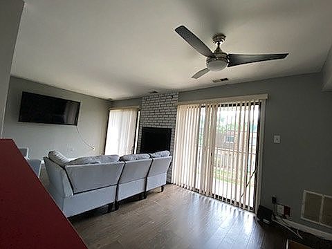 4th image of 3829 El Camino Pl #11