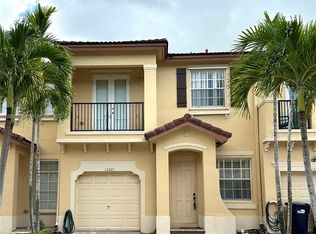 Courts At Tuscany, Miami, FL 33186