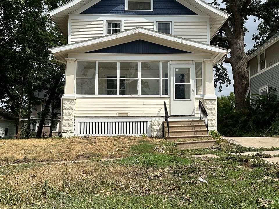 1st image of 118 26th Street Dr SE