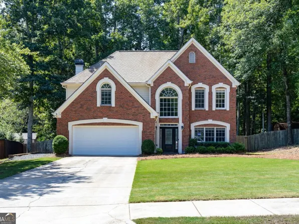 1100 Arya Dr, Roswell, GA 30076