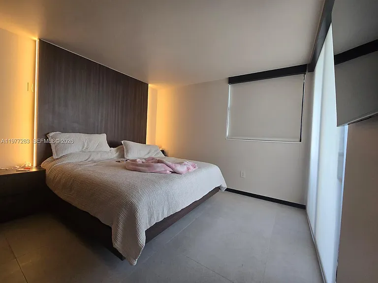 6820 Indian Creek Dr #6C — Photo 2