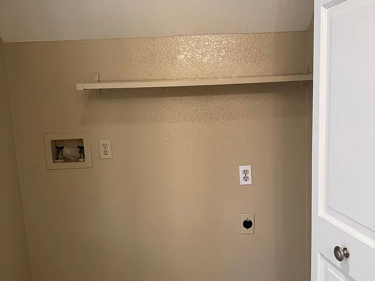 8459 Leaning Tree Ct — Photo 8