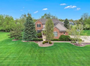 9043 McKendry Dr, Saline, MI 48176