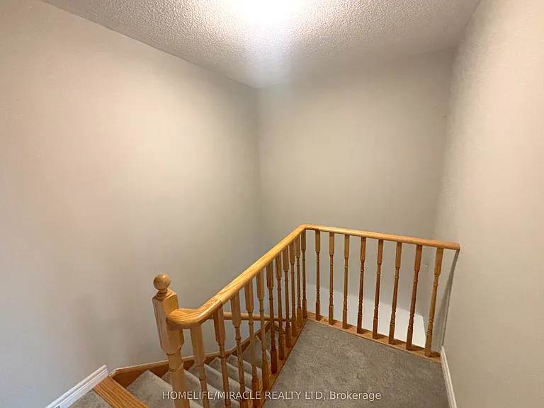 113 Hartley Ave #32 — Photo 11