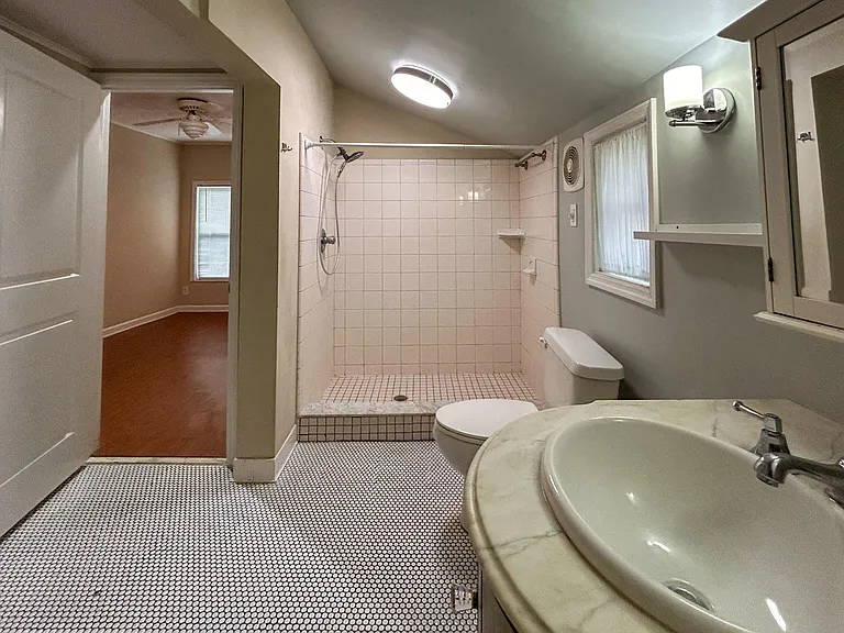 3944 Boone Park Ave #FRONT — Photo 16
