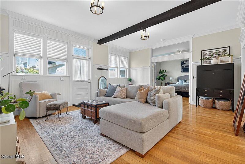 4th image of 48 Union Avenue #9