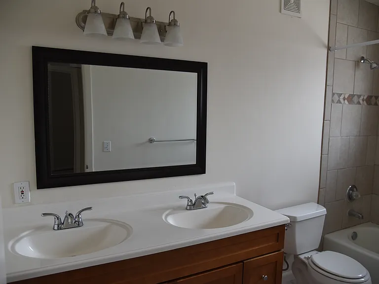 6804 E 2nd St #26 — Photo 6