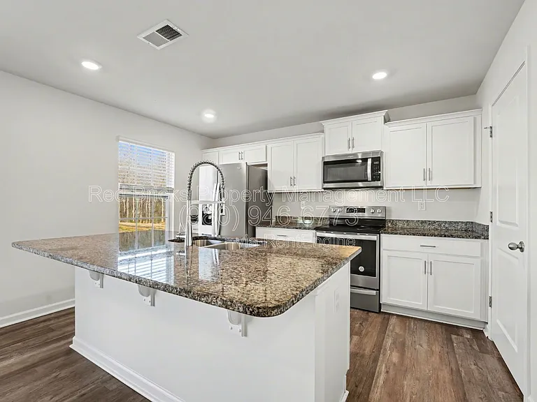 7847 Whispering Stream Dr — Photo 15