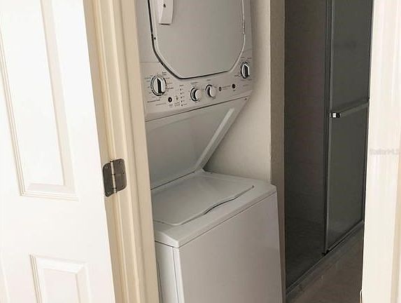 5th image of 704 Lyndhurst St Unit 603