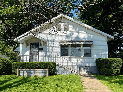 1101 Olive St Photo 1