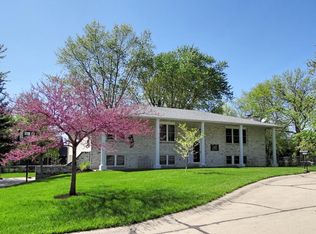 505 Simmons Ct, Columbia, MO 65203