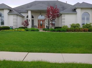 14301 W James Ln, Homer Glen, IL 60491