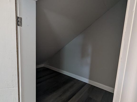 4th image of 205 River Oaks Dr APT D
