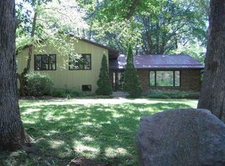 N1991 Hill Rd, Mauston, WI 53948