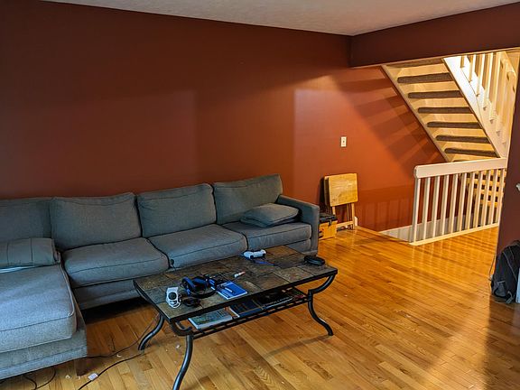 3rd image of 1250 Leeward Ln APT C