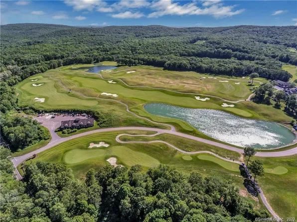 601 Fox Hopyard Rd, East Haddam, CT 06423