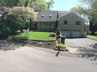 49 Hartman Hill Rd, Huntington, NY 11743