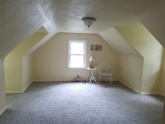 Spacious bedroom