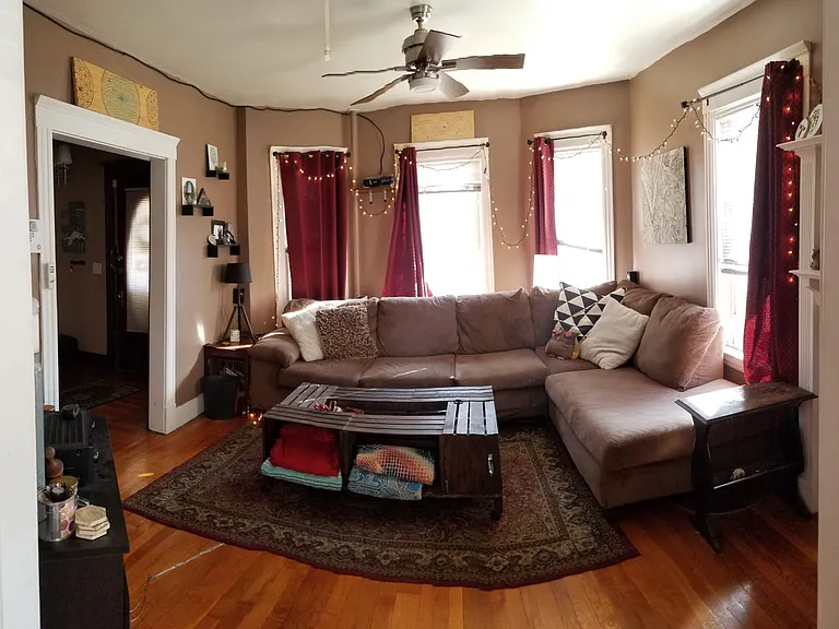 153 Fellsway W — Photo 3