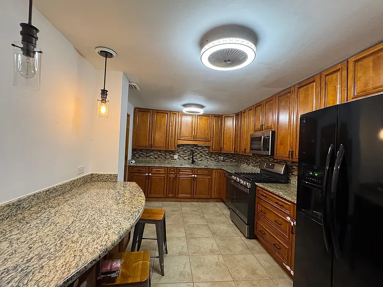 750 W Dempster St #103 — Photo 2