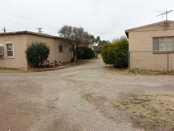 3rd image of 2602 N Balboa Ave