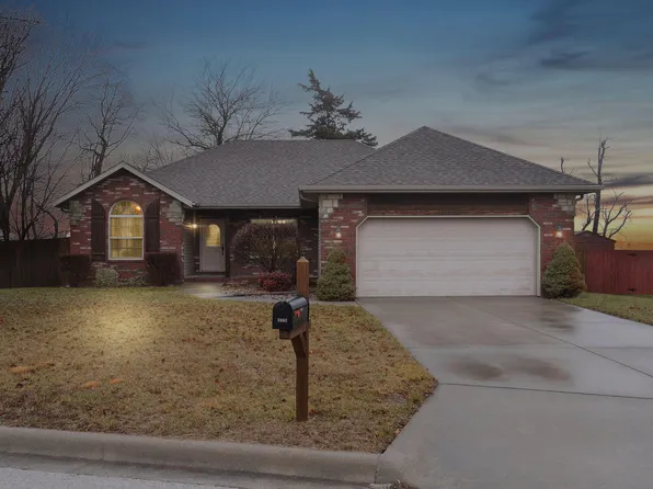 3055 E Bradford Street, Republic, MO 65738