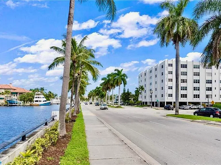 1770 E Las Olas Blvd #602 — Photo 2