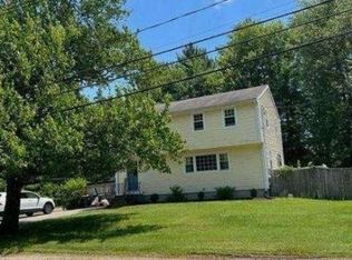 572 Rockland St, Abington, MA 02351