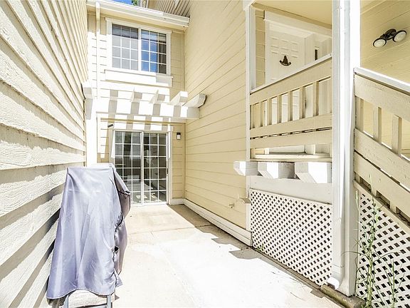 4th image of 4051 S Rifle Way